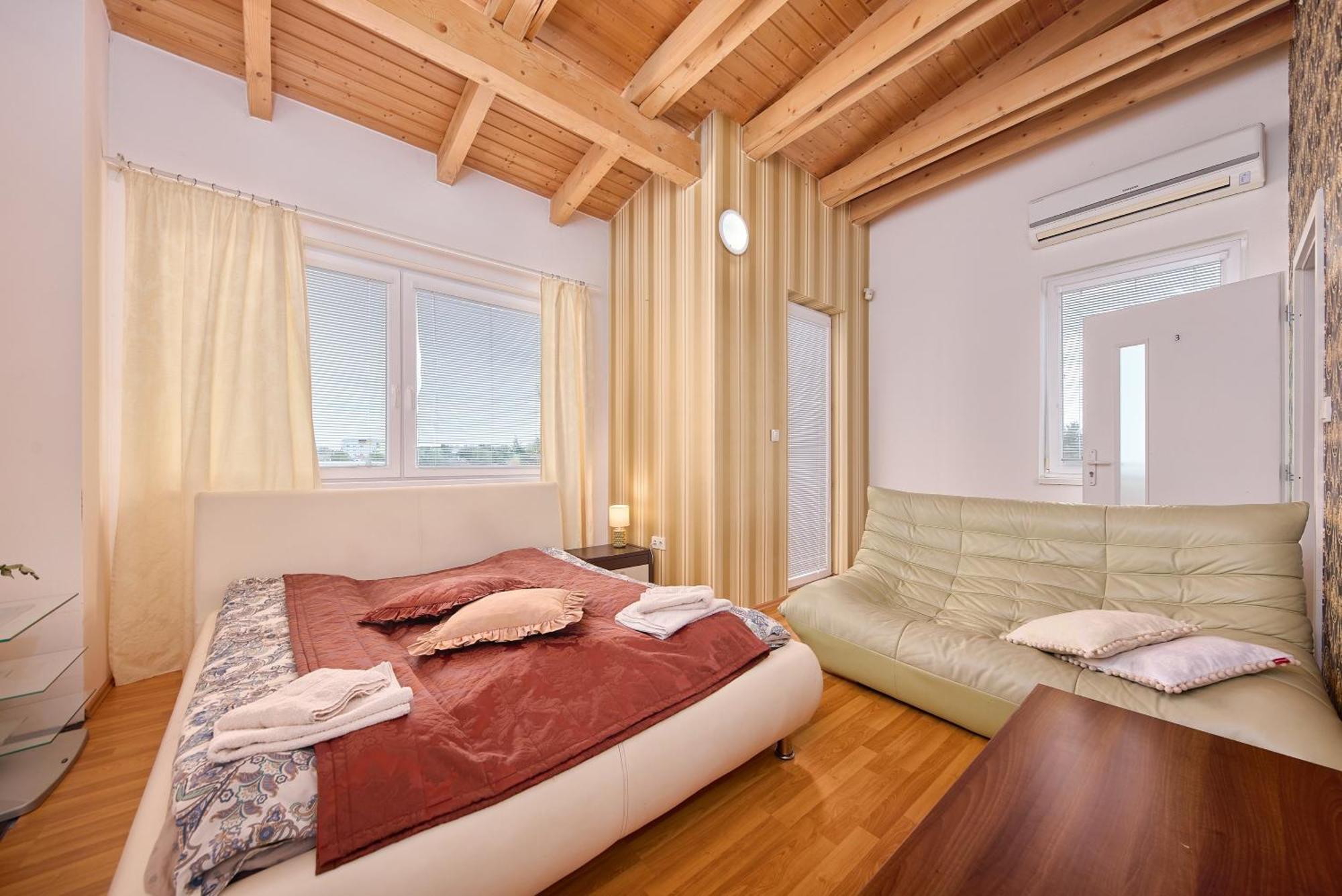 Design Apartment Bratislava Exterior photo
